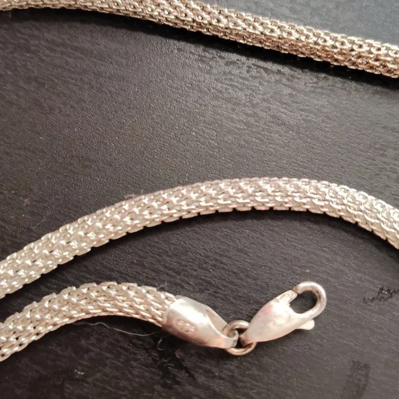 📿Vintage SU 925 Sterling Silver Round Hallow Mesh 15" Choker made in Italy - Picture 6 of 7
